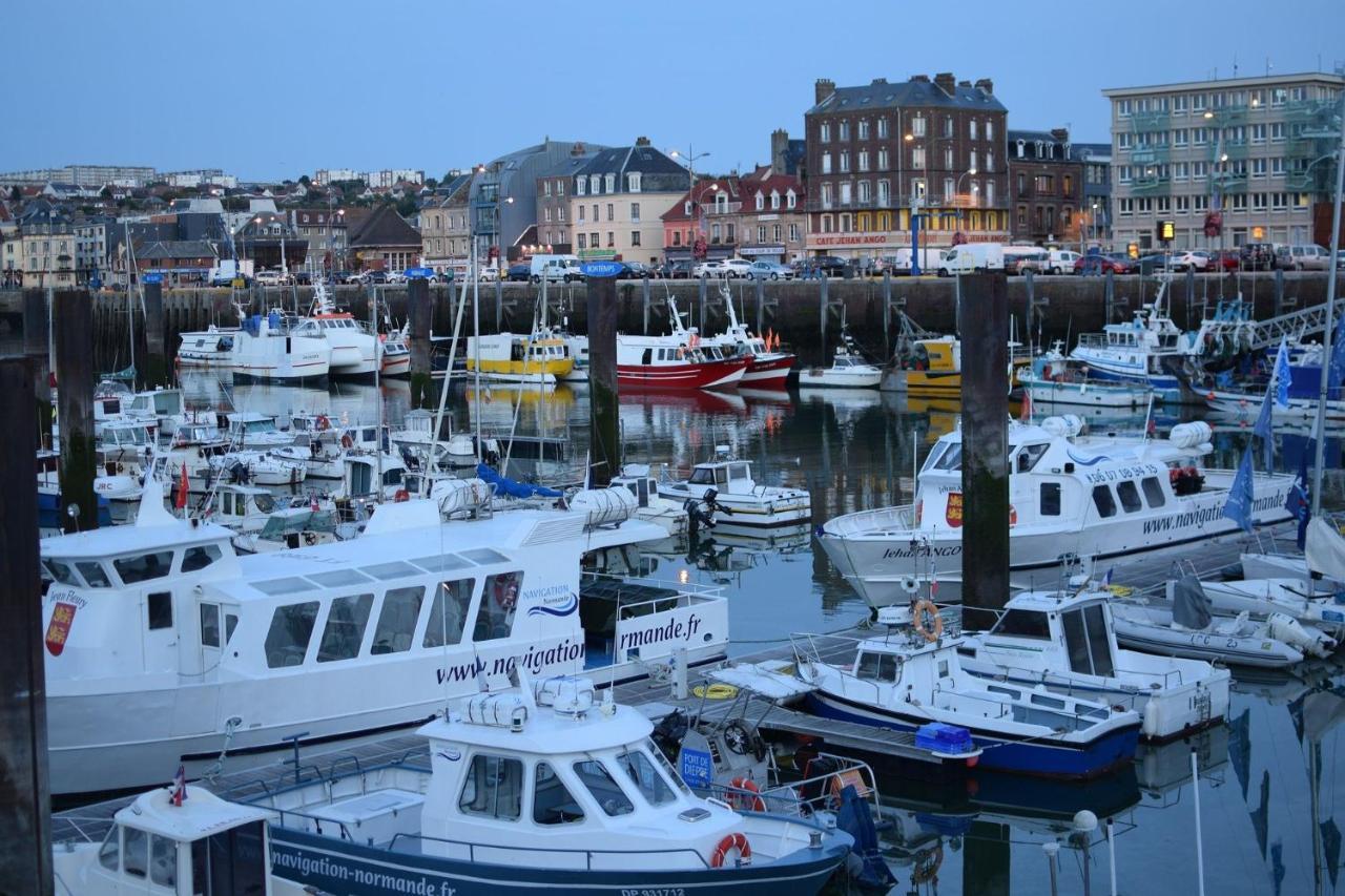 L'Entre Port & Mer - Vue Mer - Proxi Gare Plage & Quai - Hyper-Centre - Parking Gratuit Dieppe Exterior photo